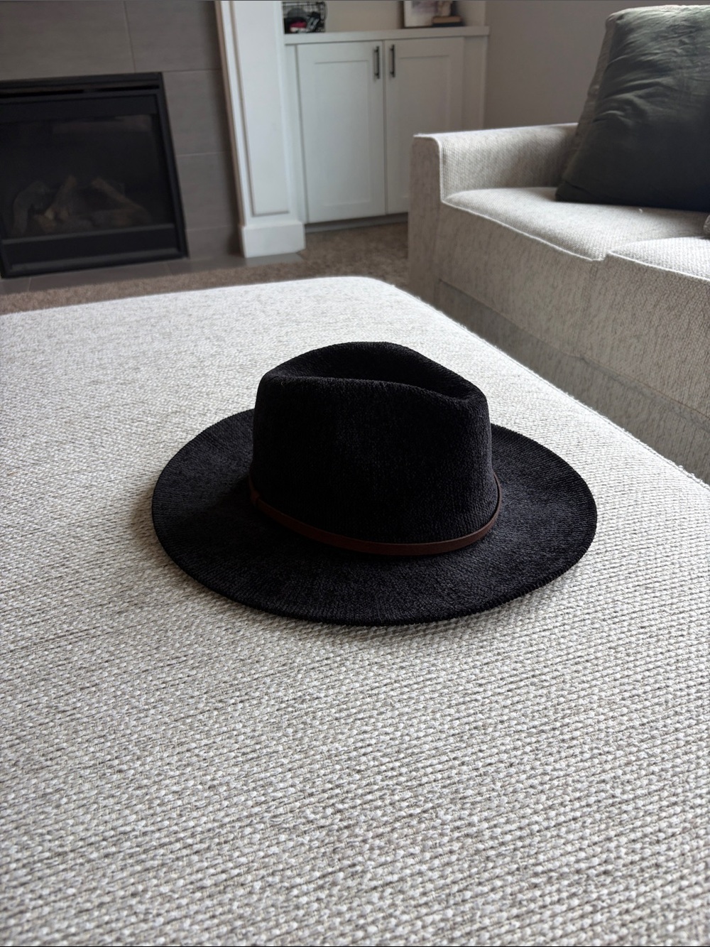 Black Wide-Brim Fedora Hat with Brown Band